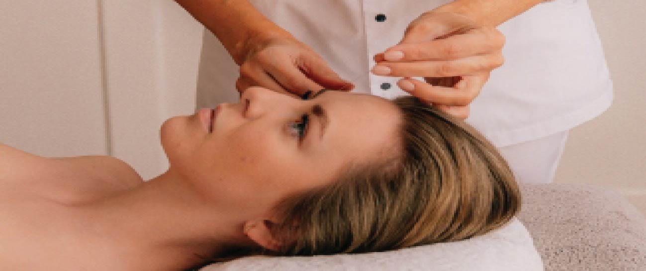 Facial Acupuncture